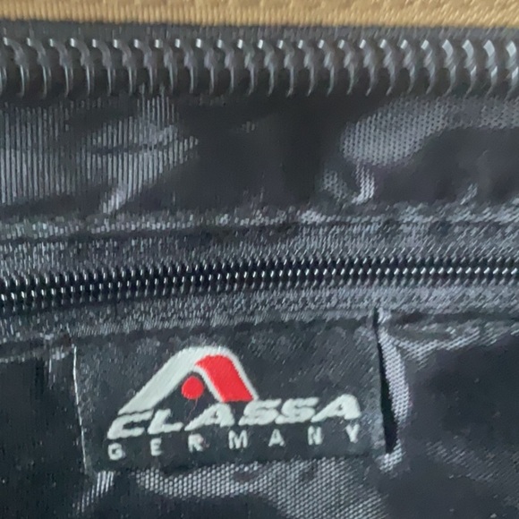 Tan and Gray Belt Bag with Durable Fabric and Metal Accents - Picture 7 of 9